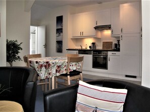 Imagen sin descripción, 3 de 17, botón