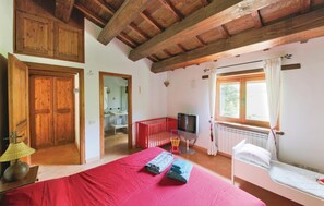 4 Schlafzimmer, Reisekinderbett, Bettwäsche