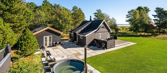 3 bedroom cozy home in Blåvand