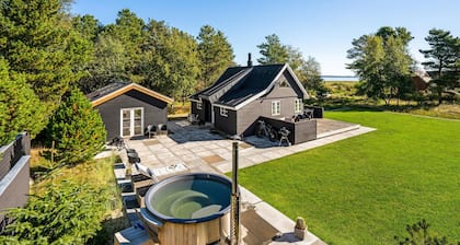 3 bedroom cozy home in Blåvand
