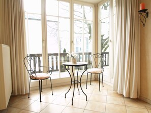 Imagen sin descripción, 2 de 24, botón