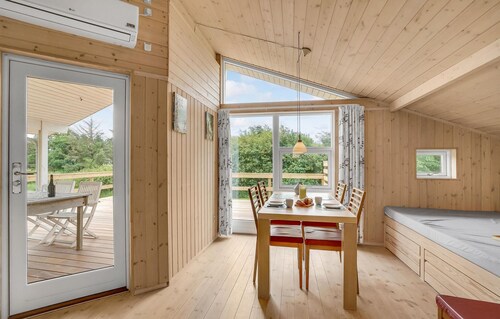 2 bedroom cozy home in Hurup Thy