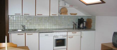 Fogão, lava-louças