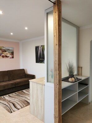 TV - Apartment 1st floor - Weberhof (Egenhofen)