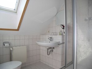 Unclassified image, 3 of 17, button