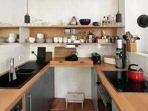 Kühlschrank, Ofen, Geschirrspüler, Toaster