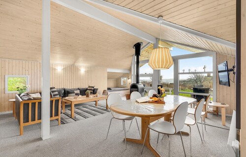 Gorgeous home in Faaborg with sauna