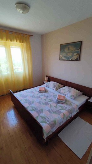 2 bedrooms, WiFi - Holiday apartment with sea view (Senj)