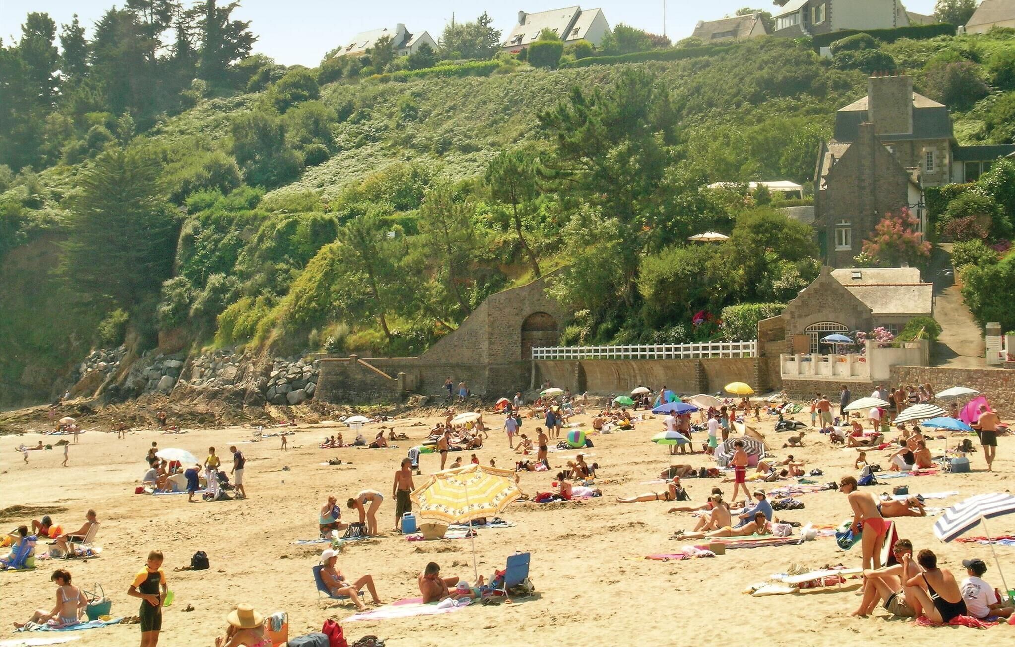 Beach nearby, fishing