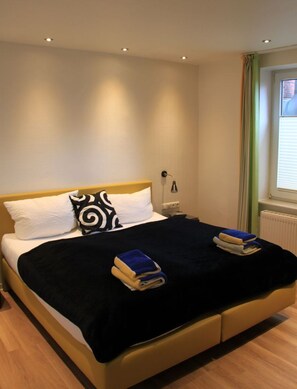 1 slaapkamer, een kluis op de kamer, wifi, beddengoed