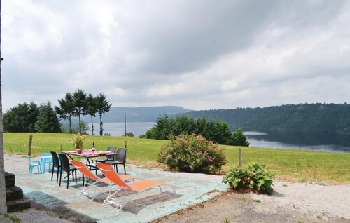 2 bedroom cozy home in Beaulieu