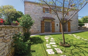 Exterior - Cozy home in Regulici (Regulici)