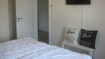 2 Schlafzimmer, Reisekinderbett, WLAN, Bettwäsche