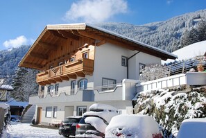 Exterior - Vacation apartment for 7 people - Alpenjuwel (Laimach)