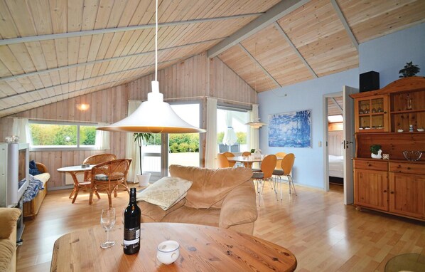 TV, fireplace, DVD player, foosball