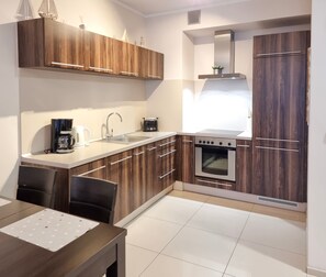 Kühlschrank, Ofen, Geschirrspüler