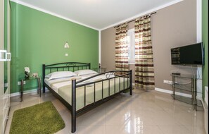 4 habitaciones, wifi gratis y ropa de cama
