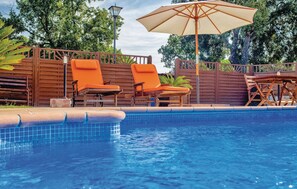 Pool - Awesome home in Tordera (Tordera)