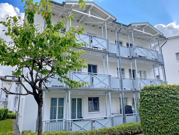 Imagen sin descripción, 1 de 20, botón