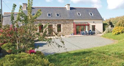 Belle maison de 4 chambres Ă Tredarzec