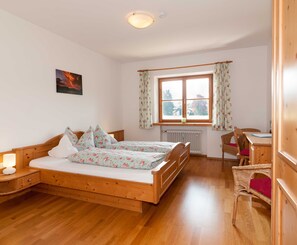 2 Schlafzimmer, Bettwäsche
