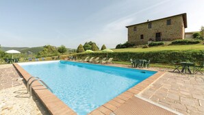 Unclassified image, 5 of 18, button - Nice home in S.Vito In Monte TR (S.Vito In Monte TR)