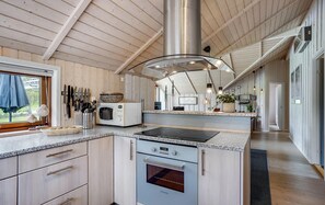 Kühlschrank, Herdplatte, Geschirrspüler