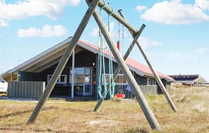 Children's area - Stunning home in Hvide Sande with sauna (Hvide Sande)