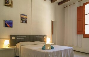 3 bedrooms, travel crib, free WiFi