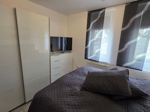 2 soveværelser, pengeskab på værelset, Wi-Fi, sengetøj