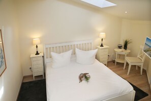 Unclassified image, 2 of 13, button