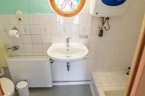 Unclassified image, 5 of 16, button - Apartment in the row of cherries - Apartment (Kröslin)