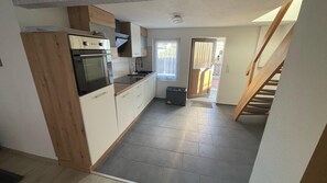 Fridge, microwave, oven, coffee/tea maker