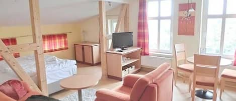 1 habitación, wifi y ropa de cama