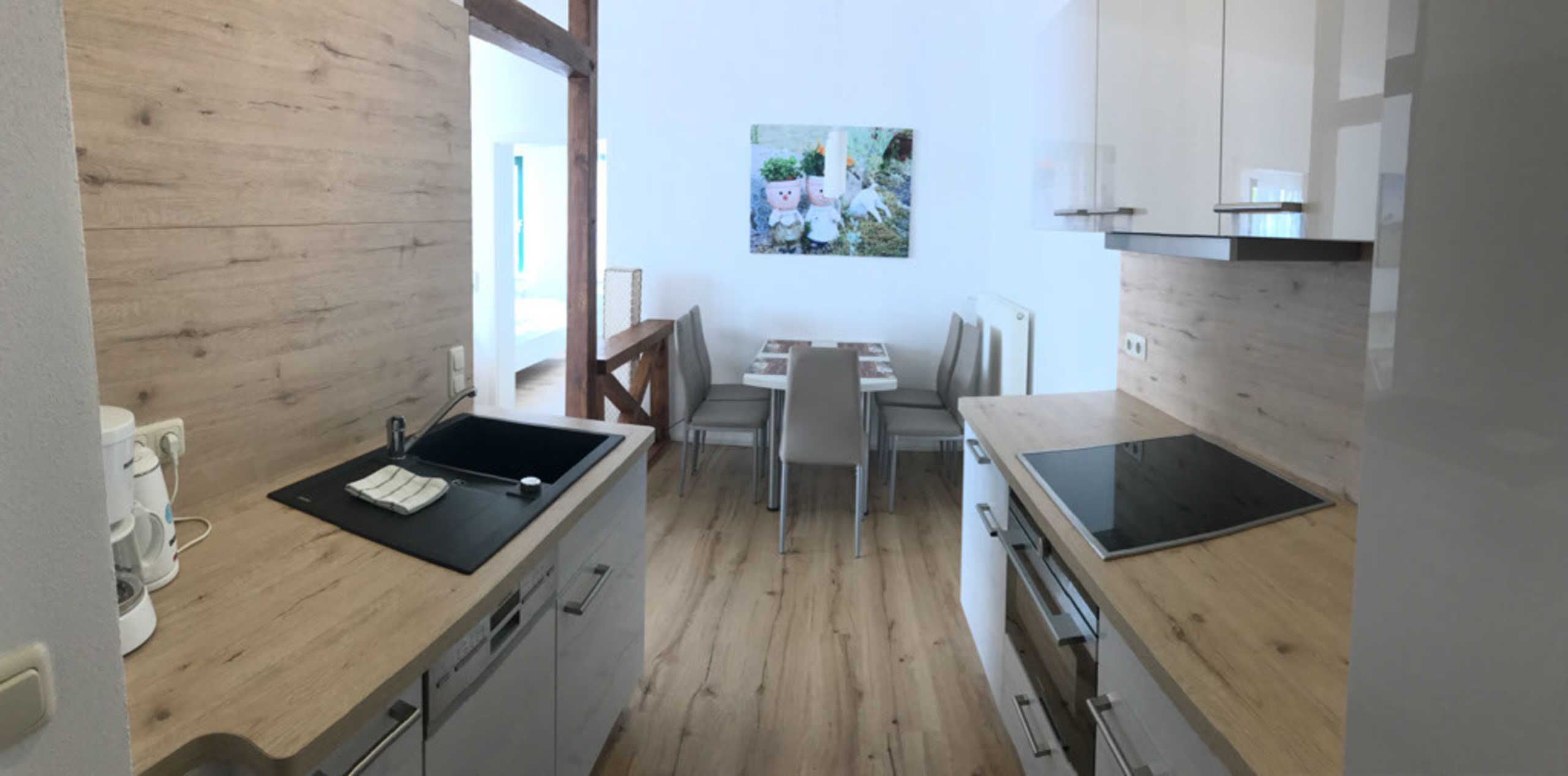 Kühlschrank, Mikrowelle, Ofen, Geschirrspüler