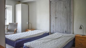 2 bedrooms, free WiFi