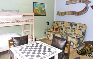 2 多间卧室、旅行婴儿床