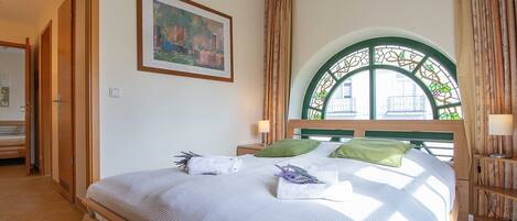 2 bedrooms, WiFi, bed sheets