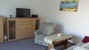 Unclassified image, 2 of 7, button