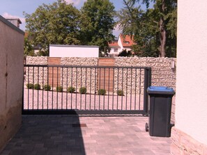 Nicht klassifiziertes Bild, 3 von 22, Schaltfläche