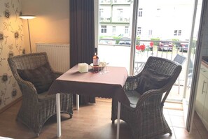 Dining - (89/1) 1- room apartment beach road - apartment block "MONIKA" (Kühlungsborn)
