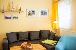 TV, fireplace, DVD player, stereo