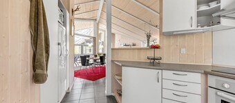 Lovely home in Tranekær with WiFi