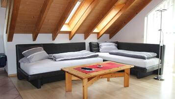 1 Schlafzimmer, Reisekinderbett, WLAN, Bettwäsche