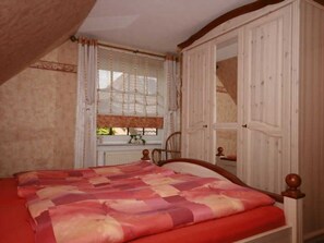 1 bedroom, in-room safe, iron/ironing board, WiFi - Holiday apartment type Borkum - Ferienhaus Wieke - an oasis of relaxation (Wiesmoor)