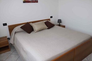 2 bedrooms, Internet