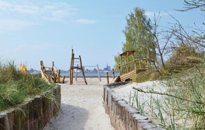 Una playa cerca, pesca