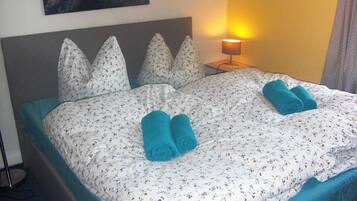 4 slaapkamers, reisbedje