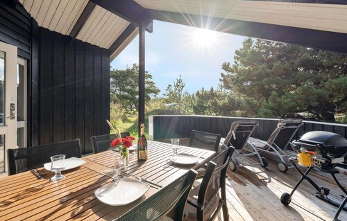 Schönes Haus in Oksbøl mit Sauna