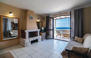 TV - Nice home in Prigradica (Prigradica)